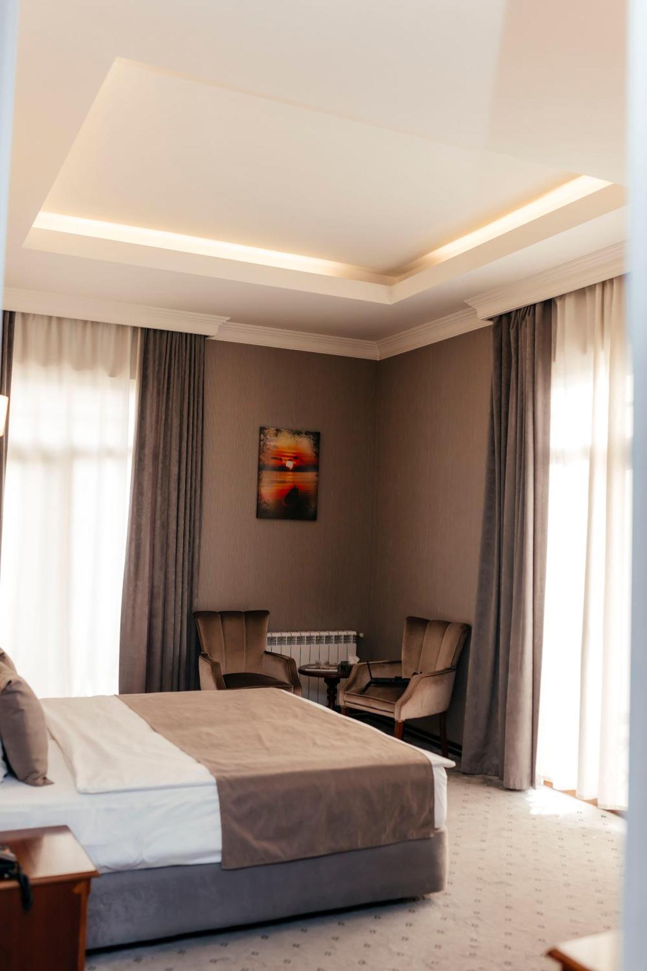Capitol Hotel Баку Екстер'єр фото